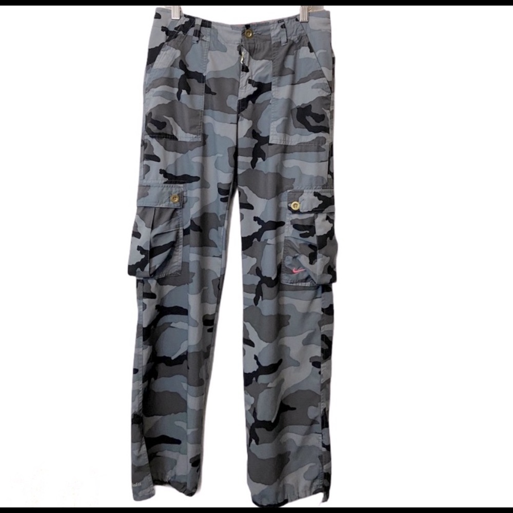 Like new Nike camo cargo pants